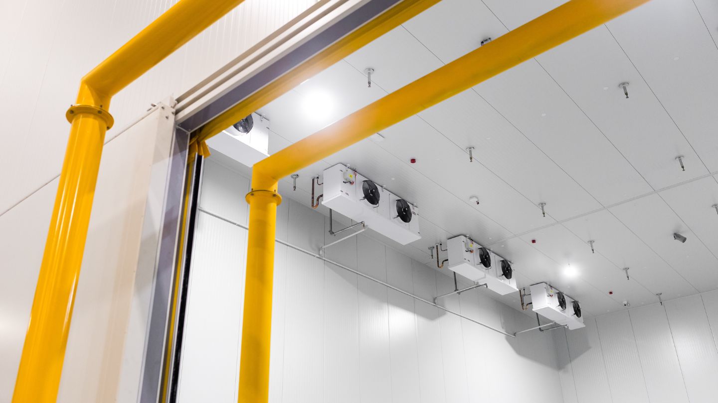 Air conditioning units