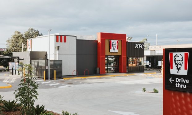 NRG Services delivering large-scale construction project delivery in regional Queensland - a multi-tenant commercial site featuring Officeworks, KFC and more.